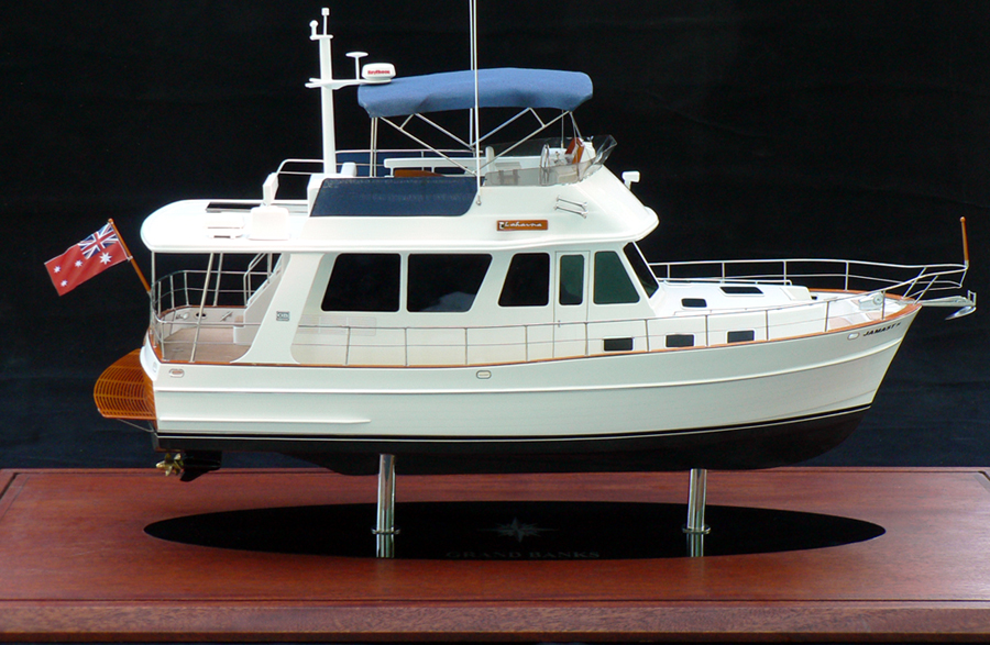 Custom Models - - Grand Banks 41 Heritage EU " Lahaina" - Abordage