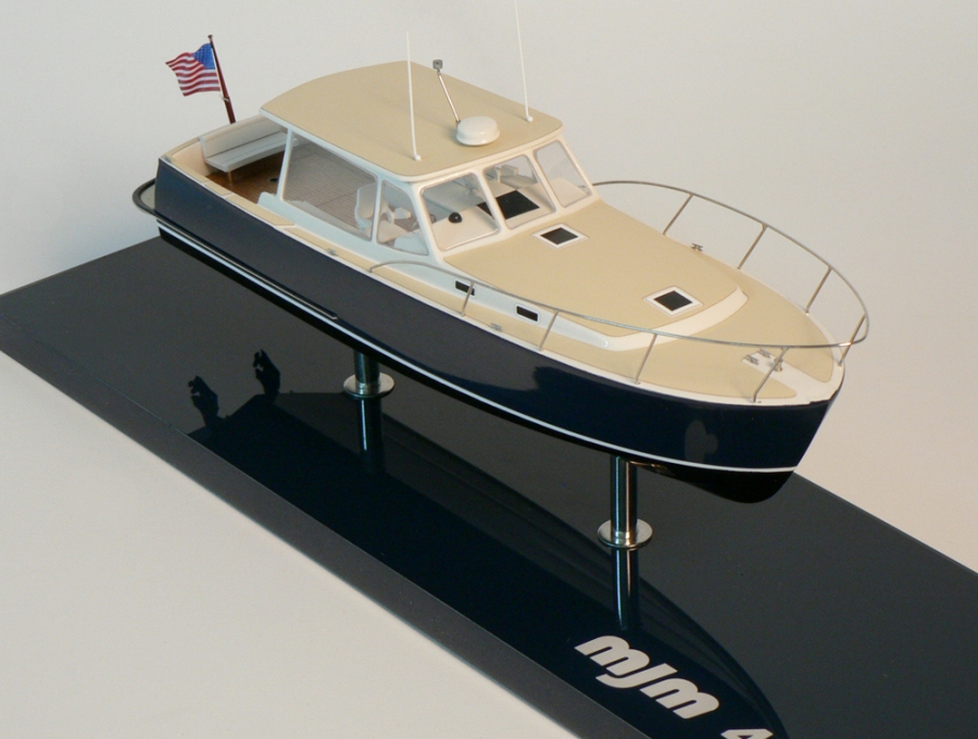 Custom Models - MJM - MJM 40z - Abordage