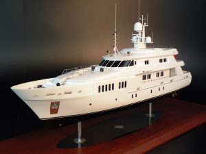 Custom Models - Royal Denship - Royal Denship 138 - Abordage