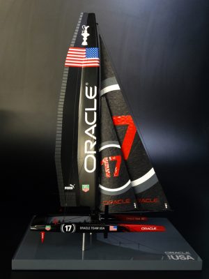America's Cup Boats - ORACLE - ORACLE TEAM USA 17 - AC 72 - 2013 - Abordage