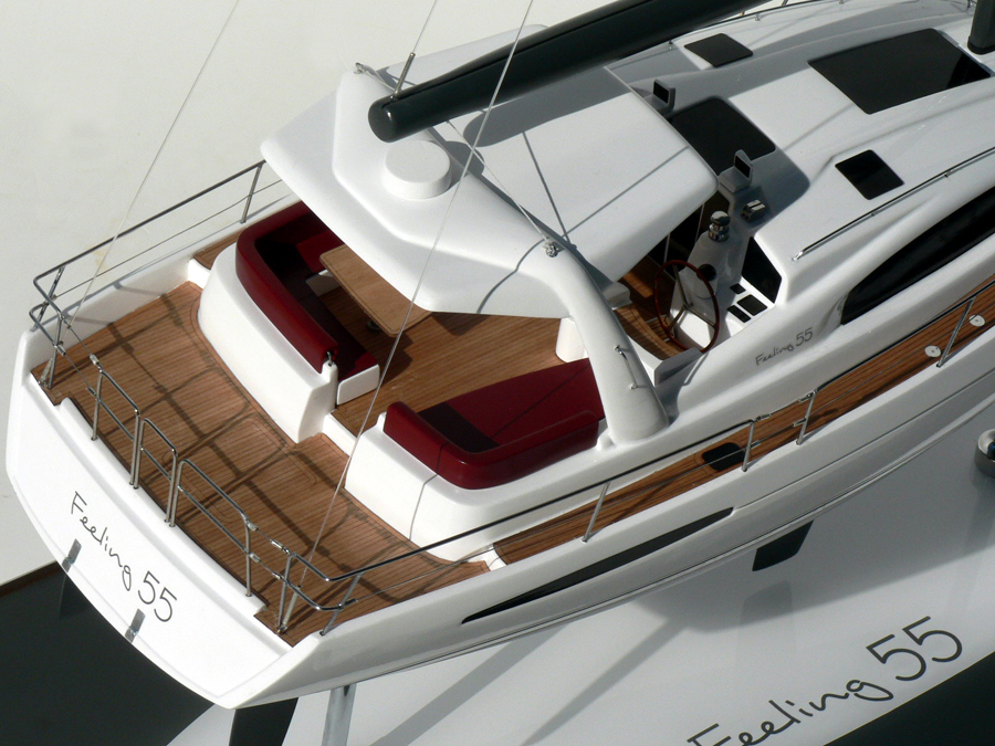 Custom Models - Alliaura - Alliaura Feeling 55 - Abordage