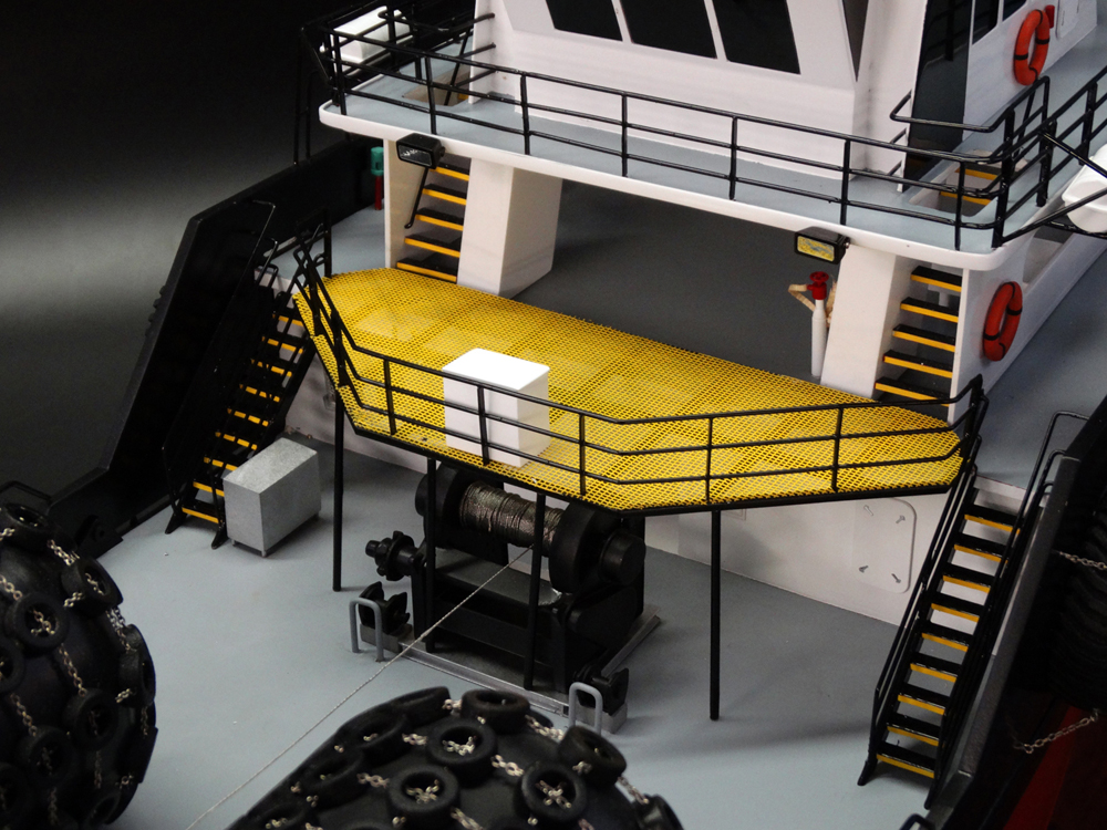 Custom Models - - 190' Supply Boat Josephine K Miller 2009 - Abordage