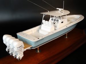 Custom Models - Regulator Marine - REGULATOR 41 - Abordage