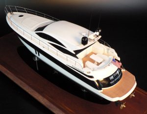 Custom Models - Pershing yachts - PERSHING 62 - Abordage