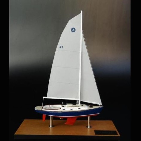 Custom Desk Models - Alerion Express - Alerion Express 41 - Abordage