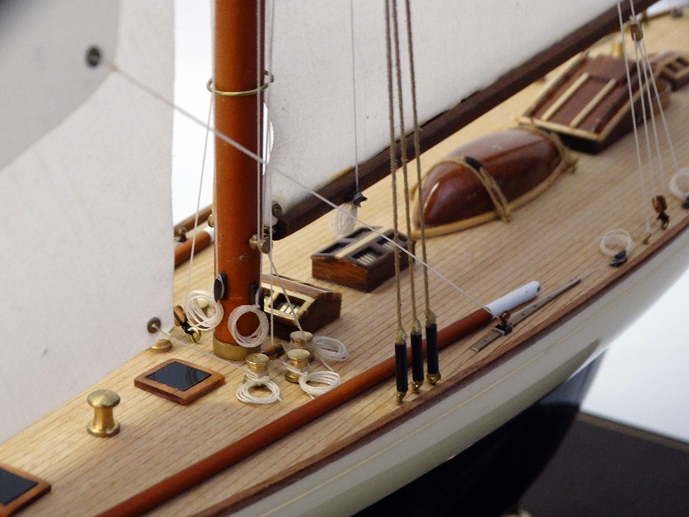 America's Cup Boats - - Defender 1895 - Abordage