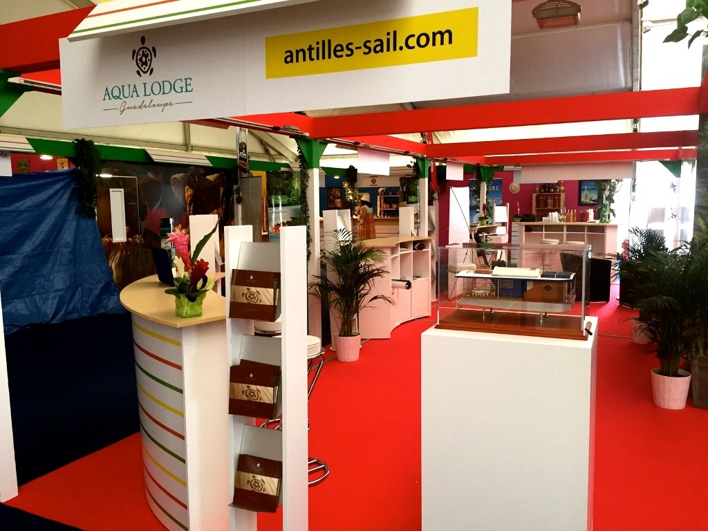 Custom Models - Aqua Lodge - Aqua Lodge - Abordage