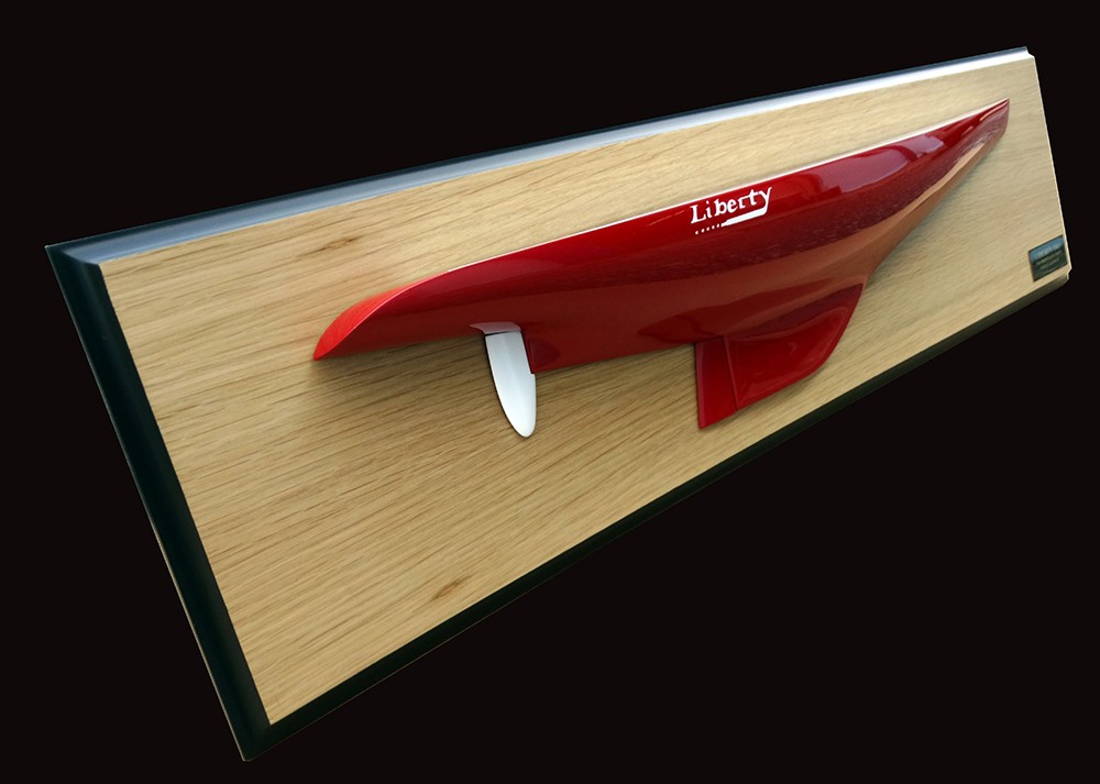 Demi-coques - - Liberty 1983 - Abordage