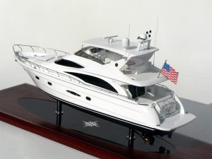 Custom Models - Carver Marquis - Carver Marquis 65 "Relentless" - Abordage