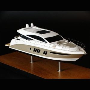 Custom Desk Models - Sea Ray - Sea Ray L650 Express desk model - Abordage