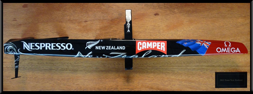 Custom Half Models - - EMIRATES TEAM NEW ZEALAND AC 72 catamaran 2013 half hull - Abordage