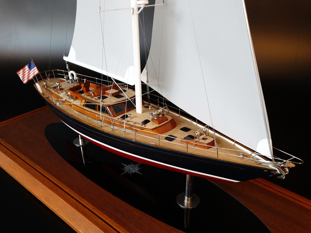 Custom Models - Hinckley - Hinckley Sou Wester 70 custom model - Abordage