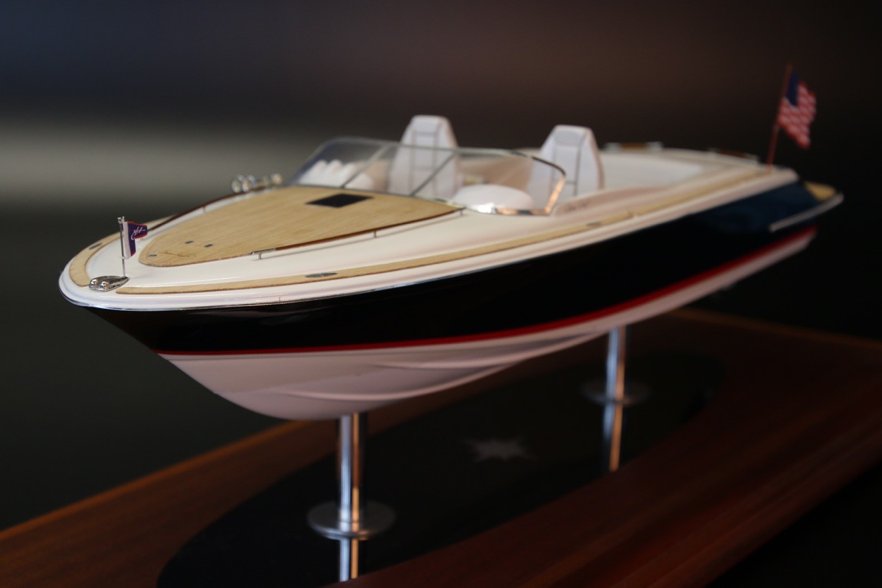Custom Models - Chris Craft - Chris Craft Corsair 25 custom model - Abordage