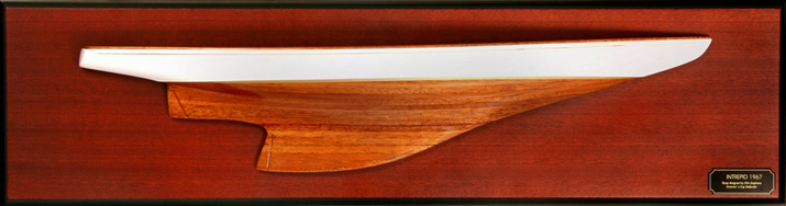 Half Hulls - - Intrepid 1967 - Abordage