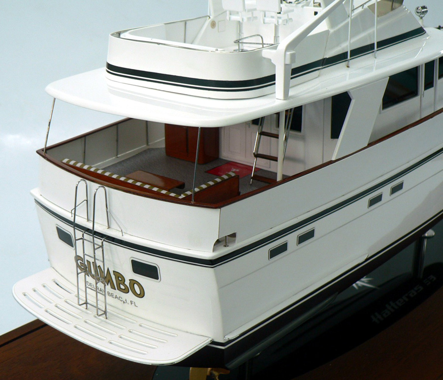 Custom Models - Hatteras - Hatteras 53 "Gumbo" - Abordage