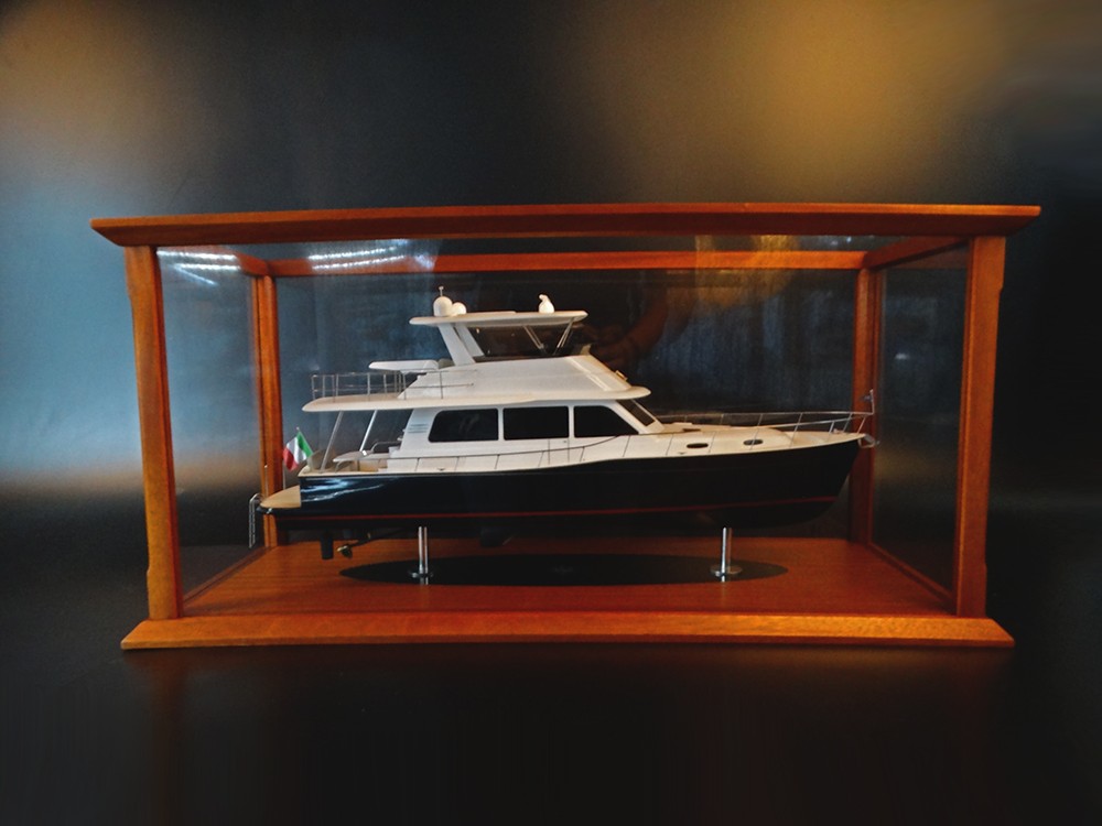 Custom Models - Grand Banks - Grand Banks 52 custom model - Abordage