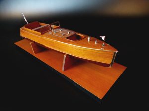 Custom Models - - Dowsett Launch 28 custom model - Abordage