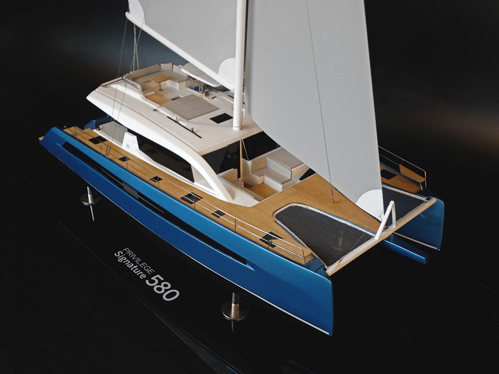 Custom Models - Privilège Marine - Privilege 580 Signature custom model - Abordage