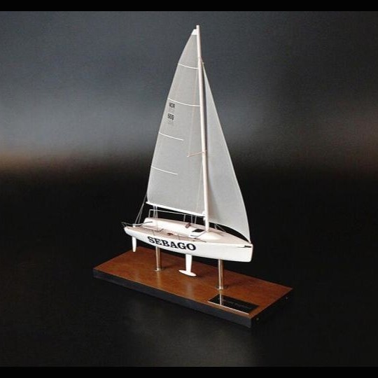 Custom Desk Models - Melges - Melges 24 custom desk model - Abordage