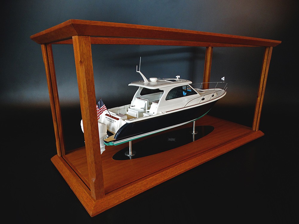 Custom Models - Hinckley - Hinckley 40X model - Abordage