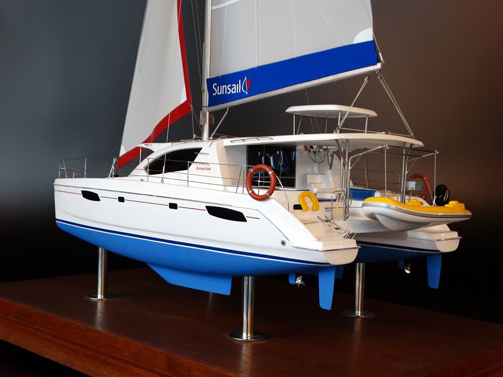 Custom Models - Leopard Catamarans - Leopard 44 Catamaran - Abordage