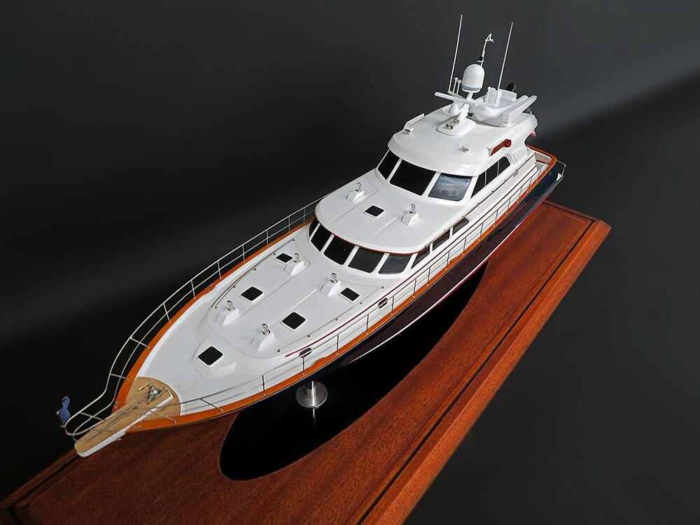 Custom Models - - Lyman Morse 82 custom model - Abordage