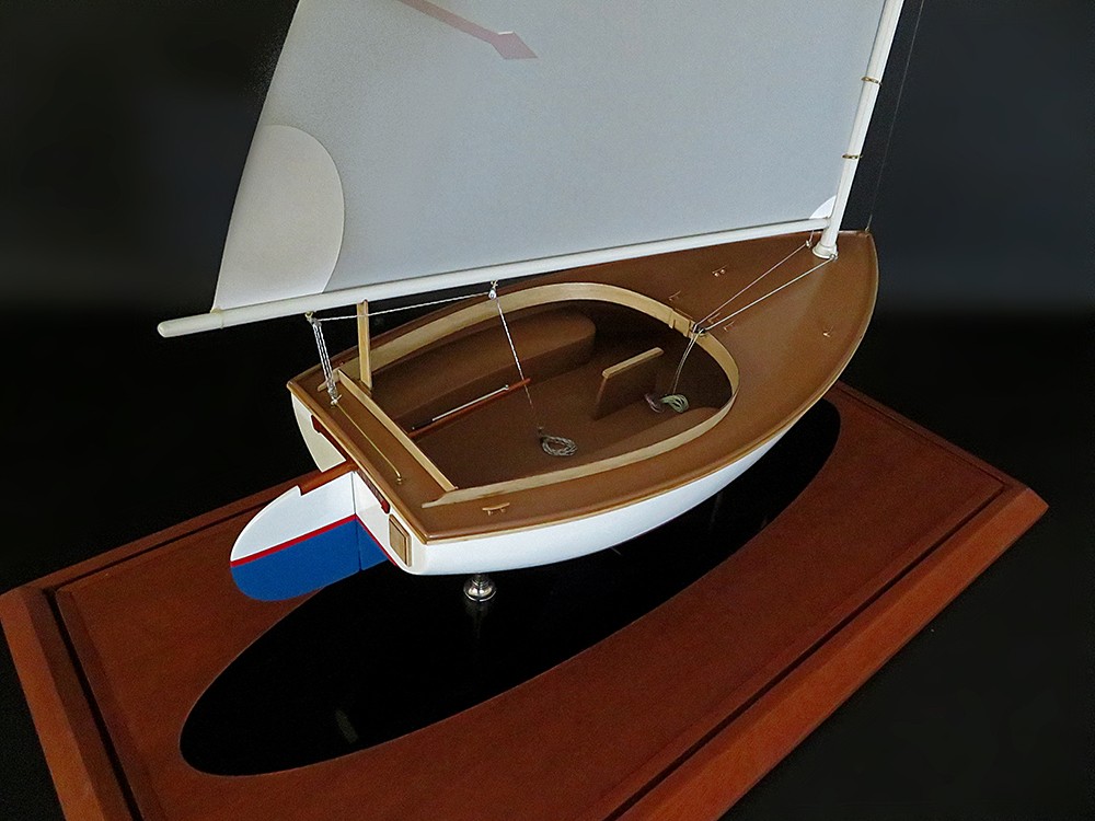 Custom Models - Marshall Catboats - Marshall Sandpiper 15 custom model - Abordage