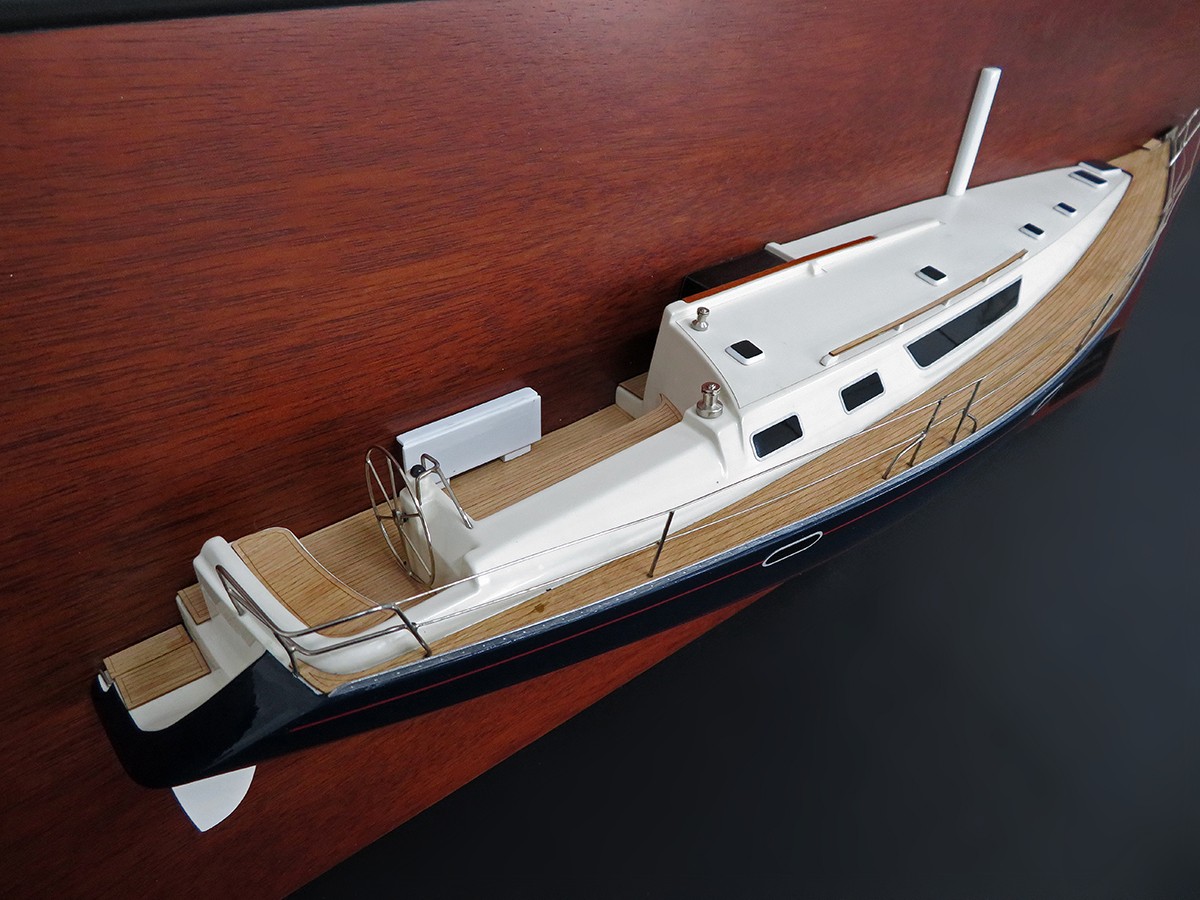 Custom Half Models - Jeanneau - Jeanneau 45.2 custom half model with deck details - Abordage
