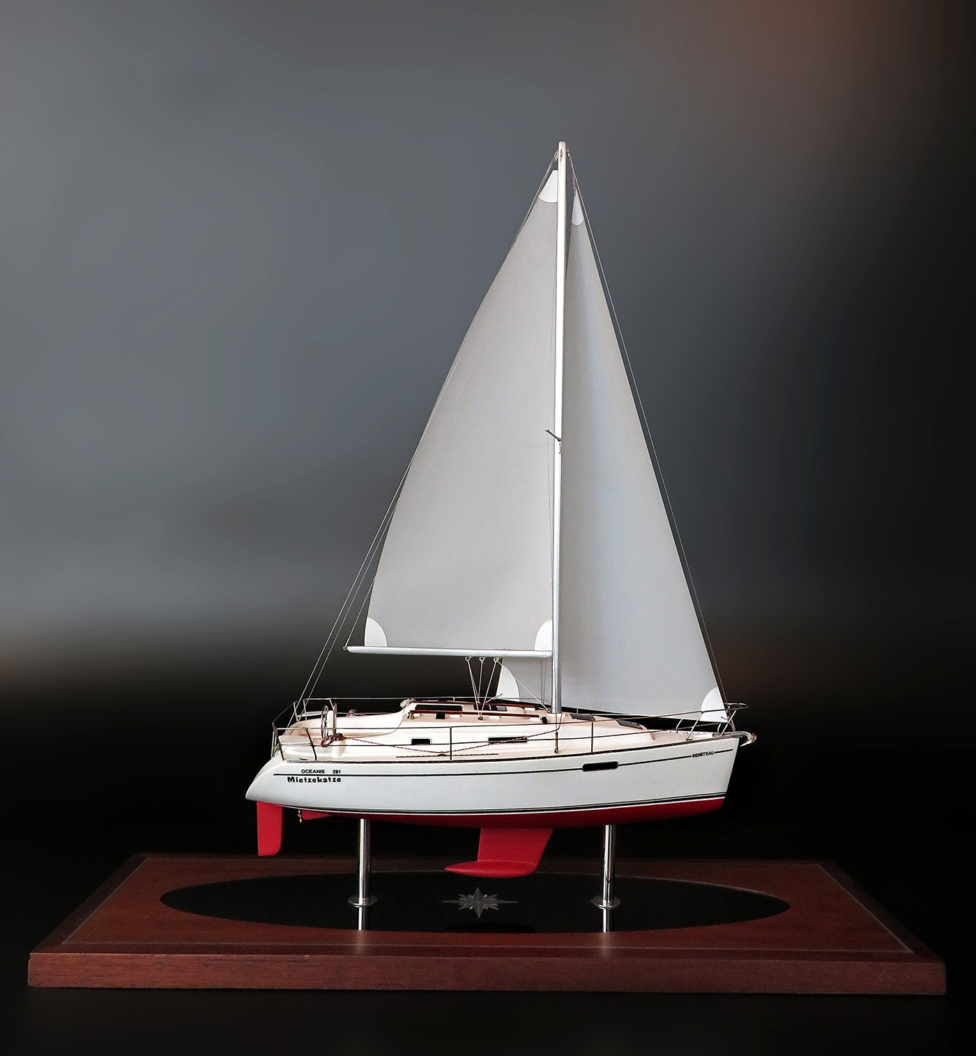 Custom Desk Models - Beneteau - Beneteau 281 custom model - Abordage