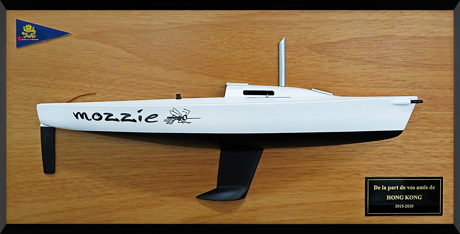Custom Half Models - JBoats - J80 half model with deck details (but without the lifelines) - Abordage