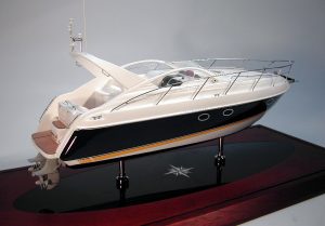 Custom Models - Fairline - Fairline Targa 37 "Jersey Girl" - Abordage