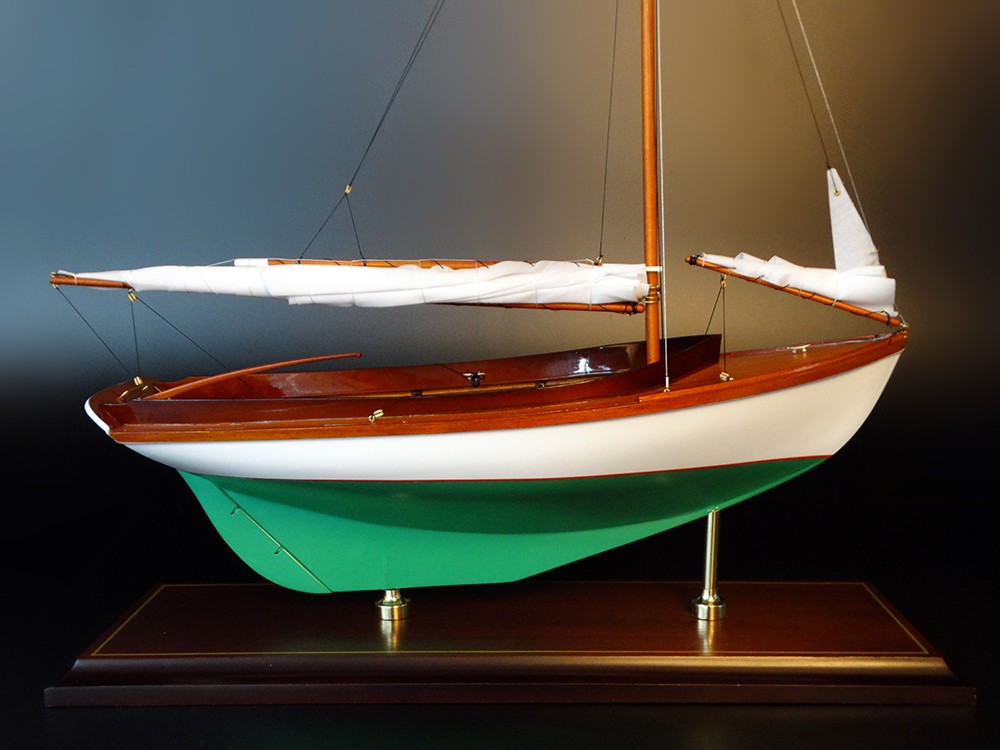 Yates clásicos - - Herreshoff 12 1/2 1914 - Abordaje