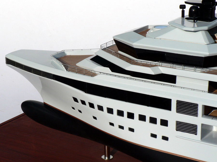 Custom Models - Palmer Johnson - Palmer Johnson 80 - Abordage