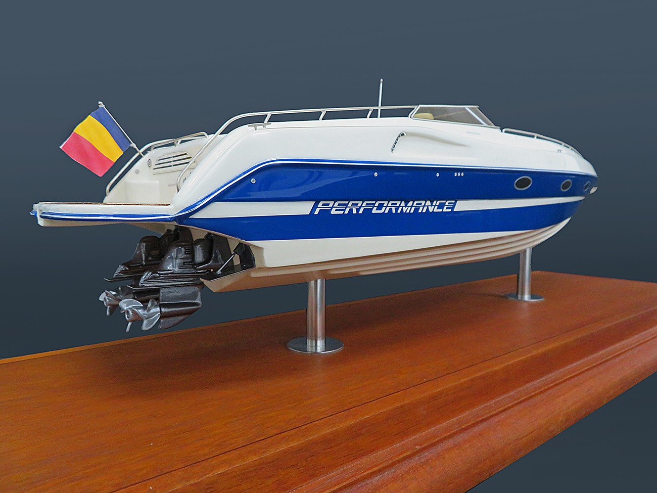 Custom Models - - Performance 1107 custom model - Abordage