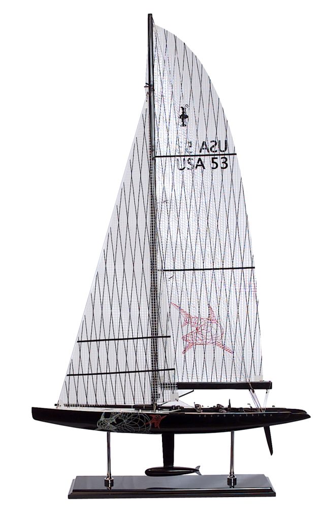 America's Cup Boats - - Young America 2000 - Abordage