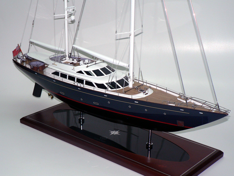 Custom Models - Perini Navi - Perini Navi 132.55' Sailing Yacht "Lady Lauren" - Abordage