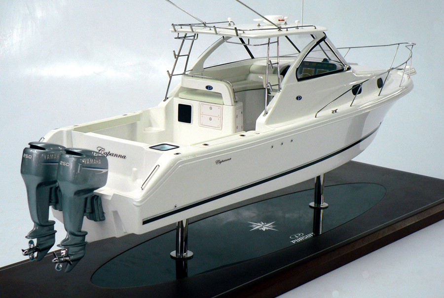 Custom Models - Pursuit - Pursuit OS 315 Offshore "Capanna" - Abordage