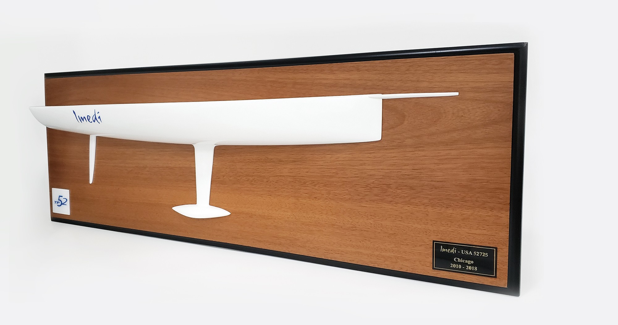 Custom Half Models - TP 52 - TP 52 flushdeck half hull replica - Abordage