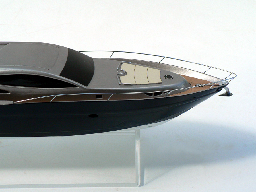 Custom Models - Royal Denship - Royal Denship 82' - Abordage