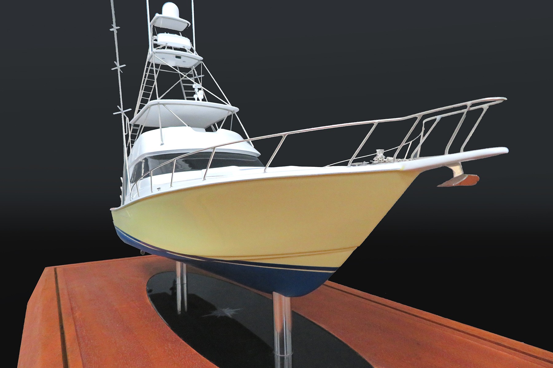Custom Models - Viking Yachts - Viking 60 custom model - Abordage