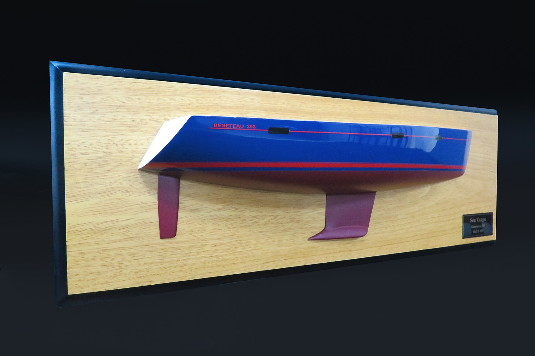 Custom Half Models - Beneteau - Beneteau 393 flush deck half hull - Abordage