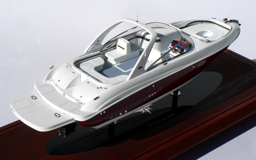Custom Models - Sea Ray - Sea Ray 290 - Abordage