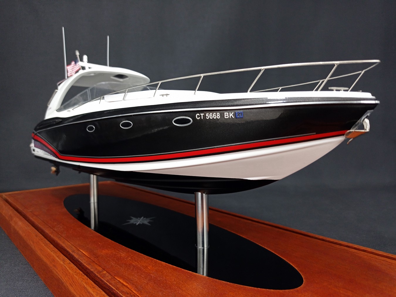 Custom Models - Formula - Formula 400X custom model - Abordage