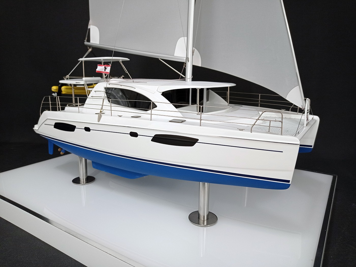 Custom Models - Leopard Catamarans - Leopard 44 Catamaran custom model - Abordage