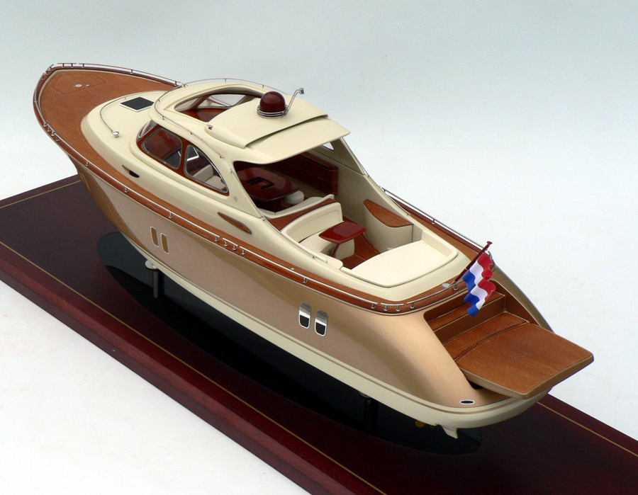 Custom Models - Zeelander - Zeelander 44 Gold "Drieuh" - Abordage