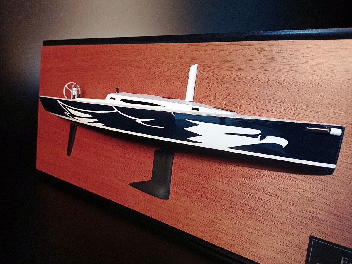 Custom Half Models - JBoats - J 121 custom half model NO railing - Abordage