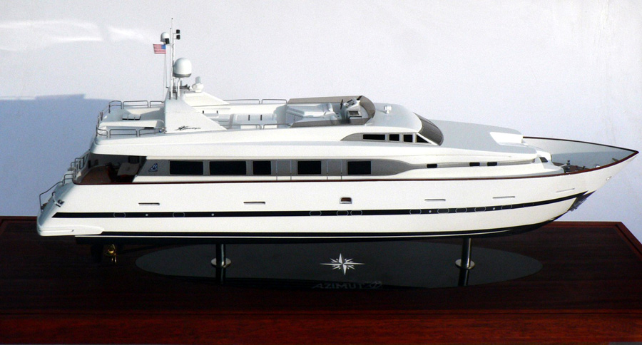 Custom Models - - Azimut 96 "Percal" - Abordage