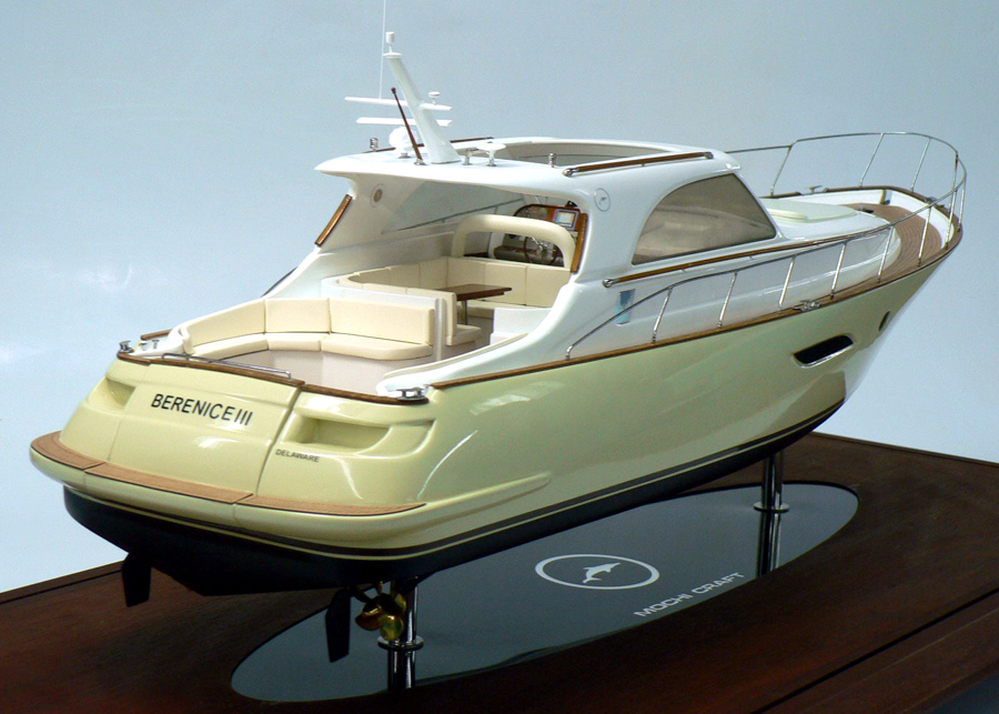 Custom Models - Mochi Craft - Mochi Craft Dolphin 44 "Berenice III" - Abordage