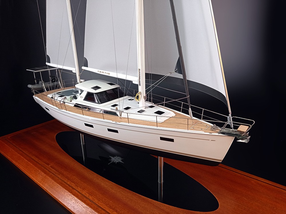 Custom Models - Amel - Amel 55 custom model replica - Abordage