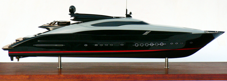 Custom Models - - Palmer Johnson 150 "Rafaone" - Abordage